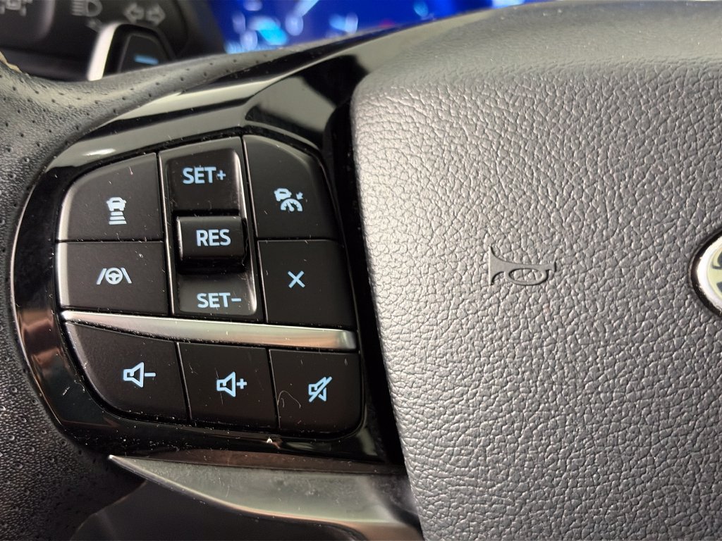 Used 2023 Ford Explorer ST w/ Equipment Group 401A AWD/4WD image 17