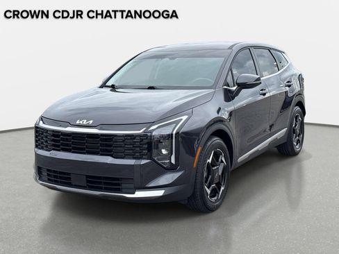 Used 2026 Kia Sportage EX FWD image 9