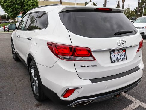 Used 2017 Hyundai Santa Fe FWD w/ SE Ultimate Tech Package 03 image 5
