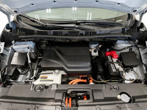 Used 2025 Nissan Leaf S FWD image 3