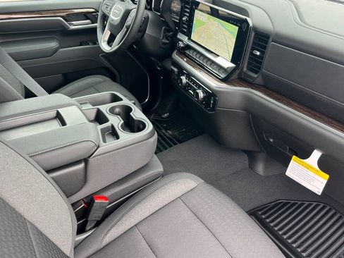 New 2026 GMC Sierra 2500 SLE w/ SLE Value Package; image 12