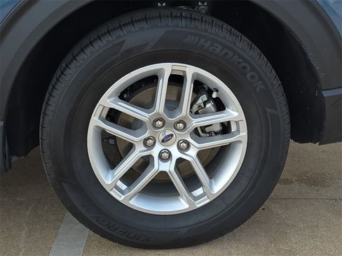 New 2025 Ford Explorer Active w/ Active Comfort Package image 31