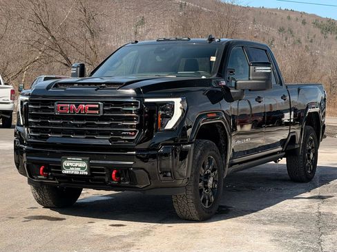 Used 2025 GMC Sierra 2500 AT4 w/ AT4 Premium Plus Package image 1