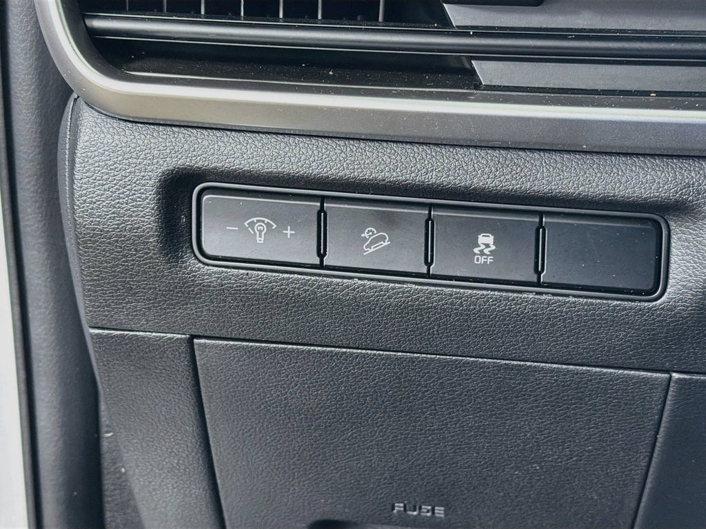 Used 2024 Kia Telluride S w/ S Sunroof Package FWD image 12