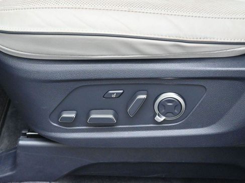 Used 2024 Hyundai Palisade Calligraphy FWD image 16