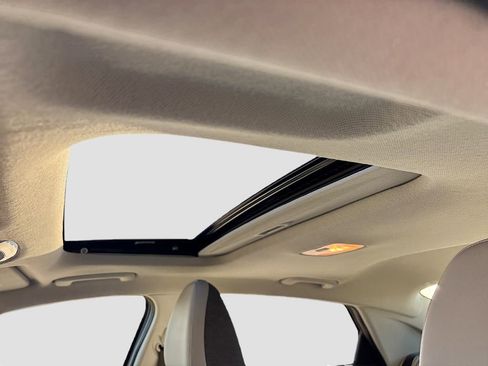 New 2025 Hyundai Elantra Limited w/ Cargo Package image 23