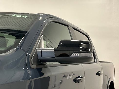 New 2026 RAM 1500 4x4 Crew Cab image 13