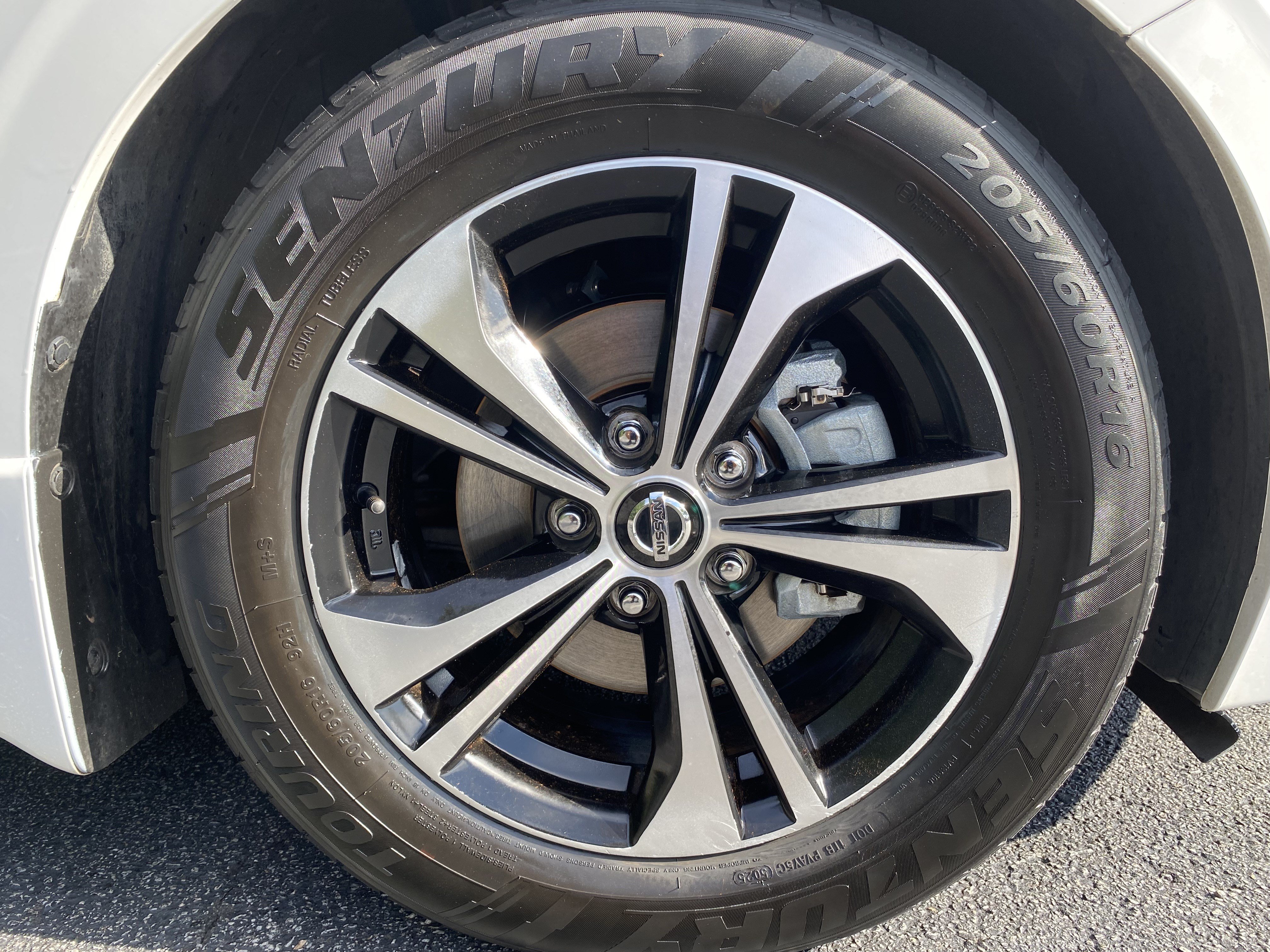 Used 2022 Nissan Sentra SV w/ Trunk Package FWD image 12