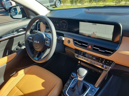 New 2026 Kia Seltos EX w/ EX Sunroof Package AWD/4WD image 8
