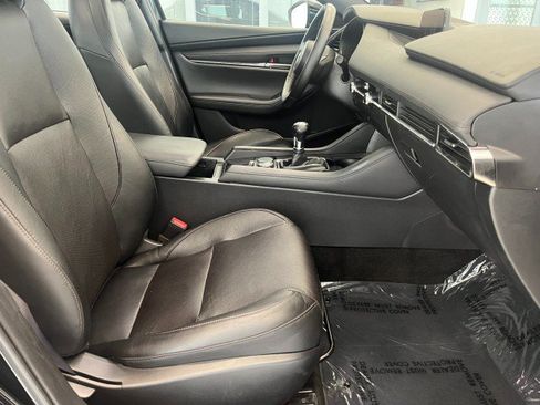 Used 2021 MAZDA MAZDA3 s FWD image 14