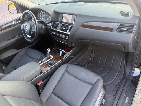 Used 2017 BMW X3 sDrive28i image 12