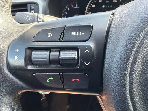 Used 2018 Kia Sorento LX w/ LX V6 Convenience Package AWD/4WD image 9