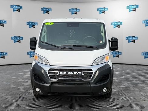Used 2025 RAM ProMaster 2500 w/ U-Haul Equipment Group FWD image 8