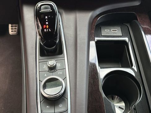 Used 2024 Cadillac Escalade Premium Luxury Platinum w/ Heavy-Duty Trailer Package image 36