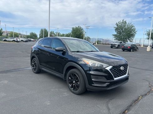Used 2019 Hyundai Tucson SE AWD/4WD image 2