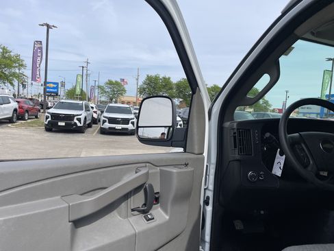 New 2025 Chevrolet Express 3500 Extended w/ Driver Convenience Package RWD image 16