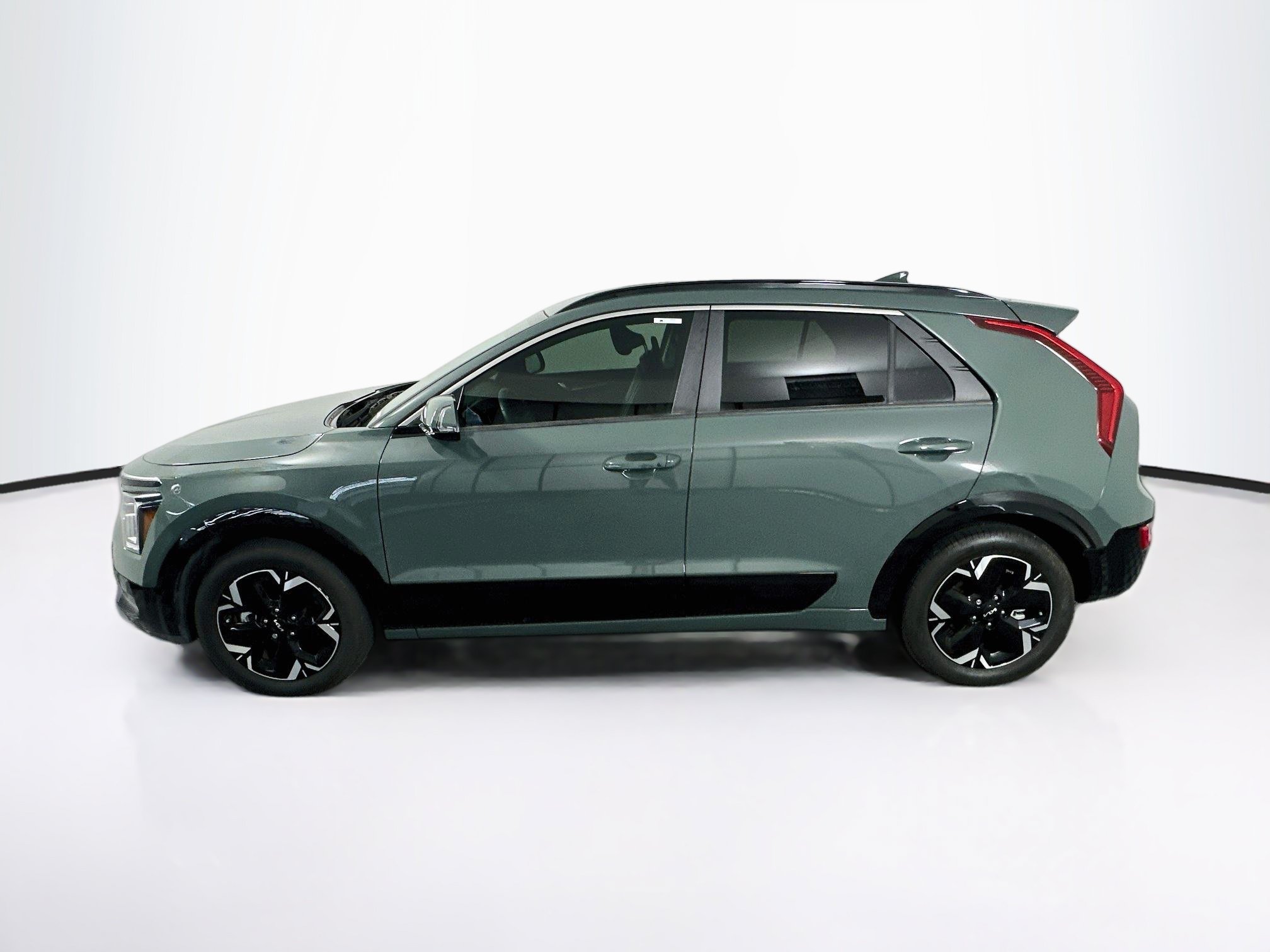 Used 2024 Kia Niro Wind FWD image 4