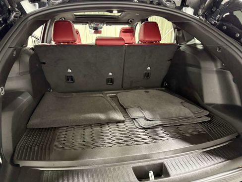 Used 2024 Jeep Wagoneer Launch Edition image 22