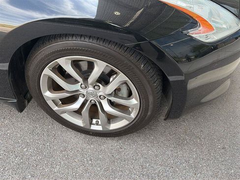 Used 2012 Nissan 370Z Touring RWD image 12