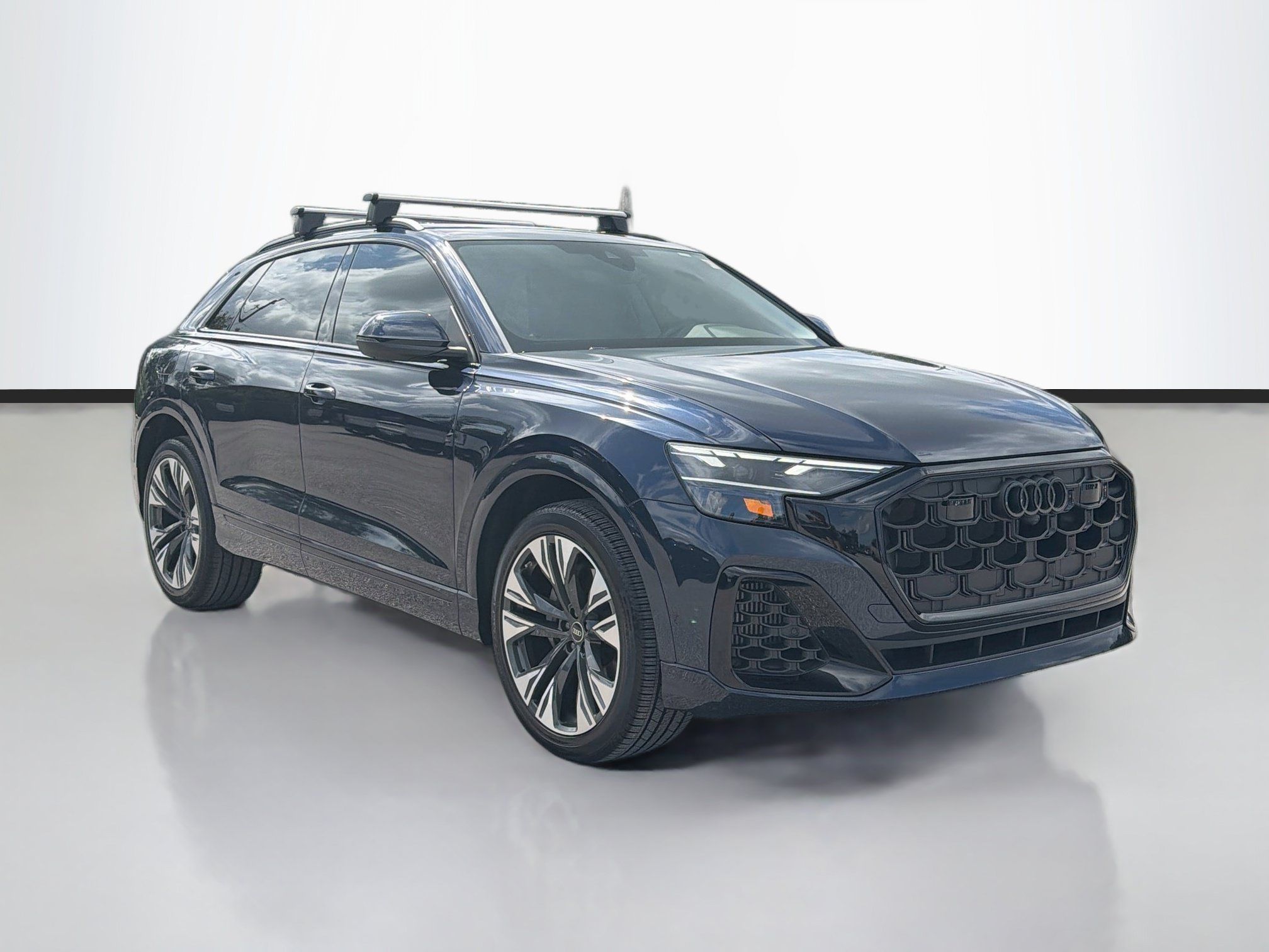 Used 2024 Audi Q8 Premium Plus AWD/4WD image 7