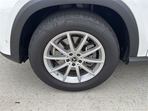 Certified 2024 Mercedes-Benz GLE 350 4MATIC image 9