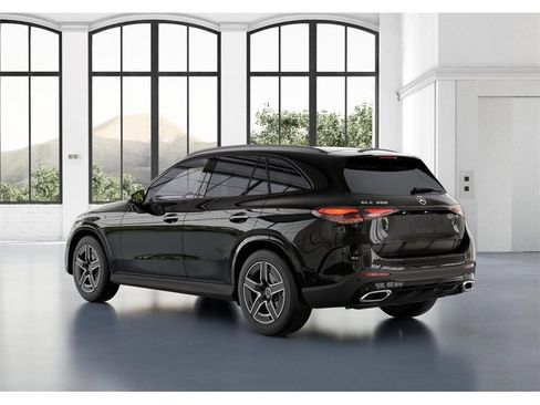 New 2025 Mercedes-Benz GLC 300 4MATIC image 29