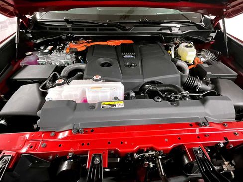 New 2025 Toyota Tundra Platinum image 16