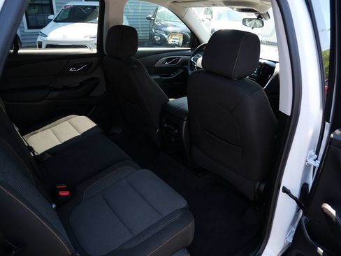 Used 2018 Chevrolet Traverse LS FWD image 22