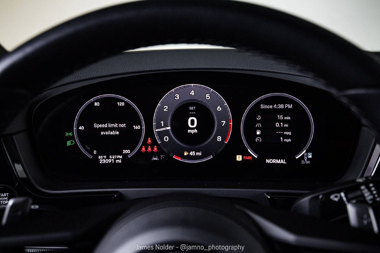 Certified 2024 Porsche Cayenne S AWD/4WD image 15