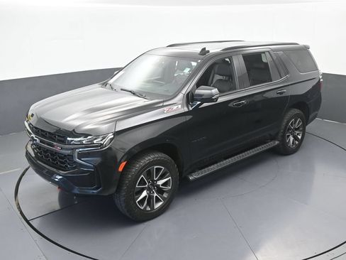 Used 2022 Chevrolet Tahoe Z71 w/ Luxury Package AWD/4WD image 62