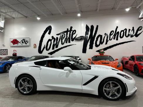 Used 2014 Chevrolet Corvette Stingray Coupe w/ 2LT Preferred Equipment Group image 31