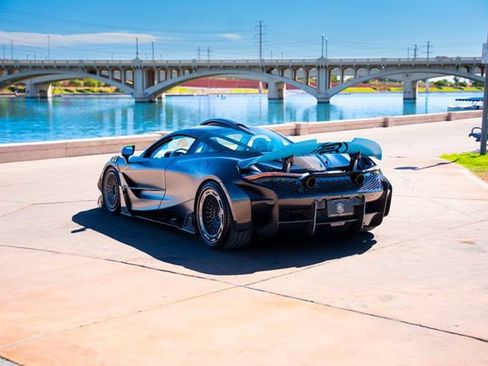 Used 2018 McLaren 720S Performance RWD image 4