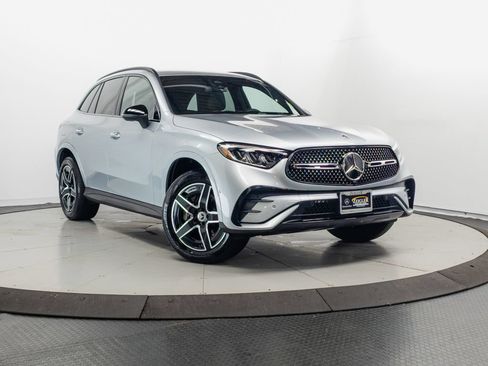 Certified 2026 Mercedes-Benz GLC 300 4MATIC image 1