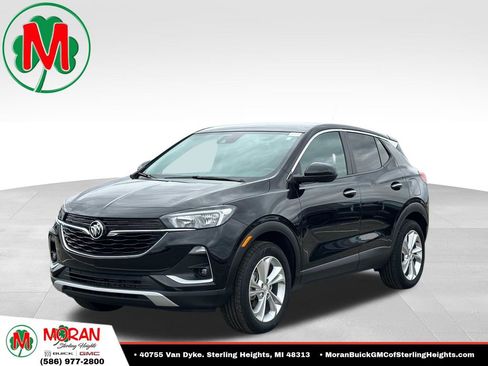 Used 2023 Buick Encore GX Preferred w/ Cold Weather Comfort Package AWD/4WD image 1