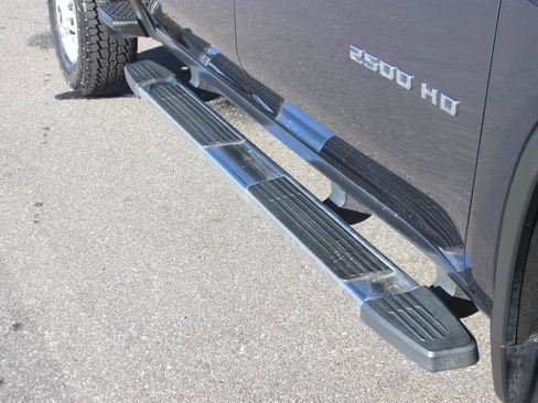 Used 2020 Chevrolet Silverado 2500 LT image 10