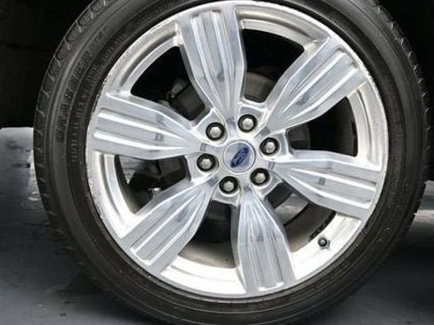 Used 2022 Ford Expedition Max Platinum AWD/4WD image 17