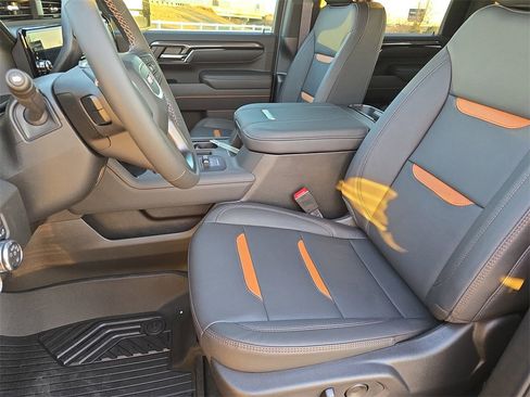 New 2026 GMC Sierra 2500 AT4 w/ AT4 Premium Plus Package image 15