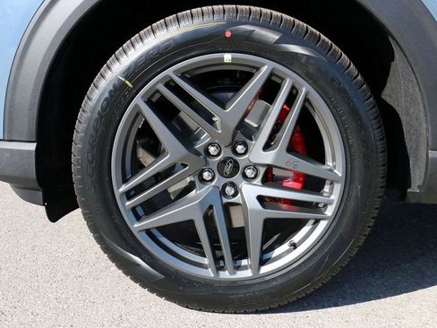 New 2026 Ford Explorer ST-Line w/ ST-Line Street Pack image 8