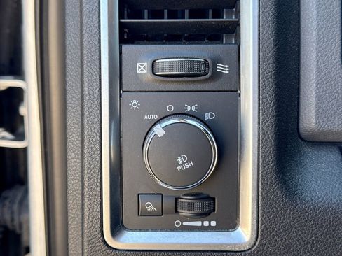 Used 2016 RAM 1500 Big Horn AWD/4WD image 33
