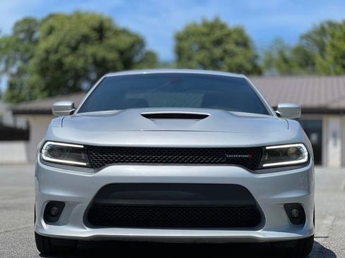 Used 2022 Dodge Charger GT RWD image 2