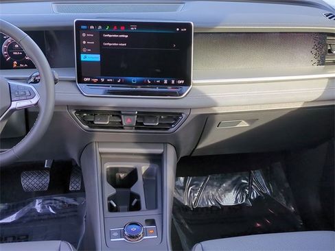 New 2026 Volkswagen Tiguan SE image 14