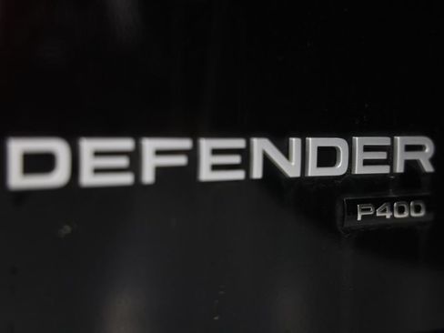 Used 2023 Land Rover Defender 130 SE AWD/4WD image 13