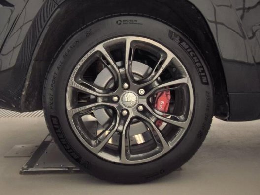 Used 2014 Jeep Grand Cherokee SRT8 w/ Luxury Group II AWD/4WD image 10