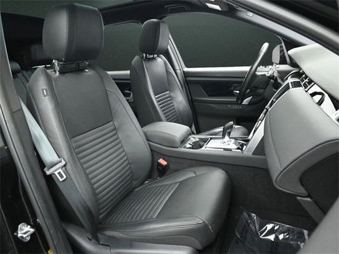 Used 2021 Land Rover Discovery Sport SE image 22