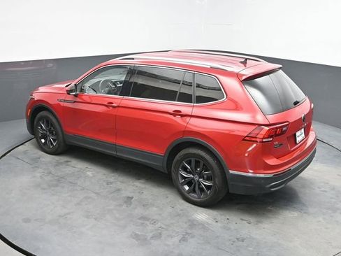 Used 2022 Volkswagen Tiguan SE FWD image 27