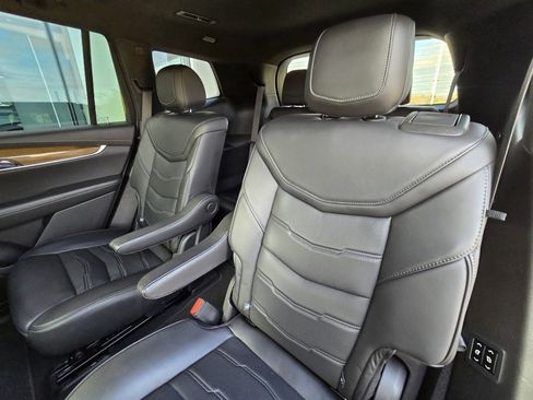 Used 2020 Cadillac XT6 Sport w/ Platinum Package image 15