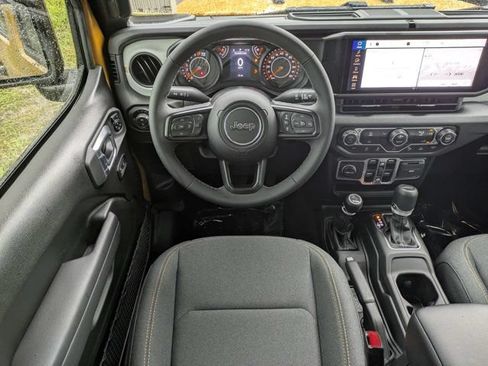 New 2026 Jeep Gladiator Sport AWD/4WD image 17