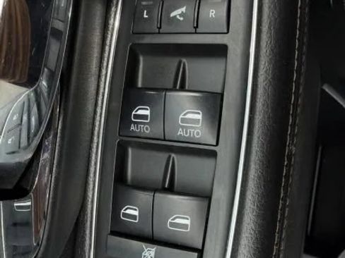 Used 2017 RAM 1500 Laramie w/ Convenience Group AWD/4WD image 40