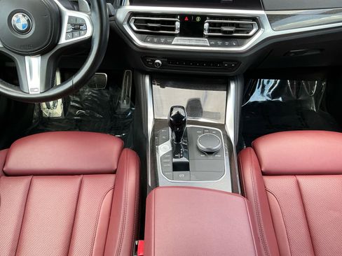 Used 2022 BMW M440i Coupe image 11