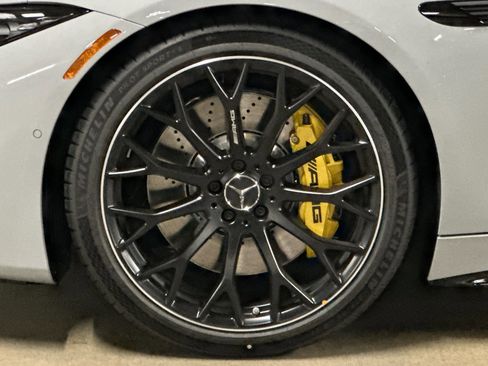 New 2026 Mercedes-Benz SL 63 AMG 4MATIC image 11